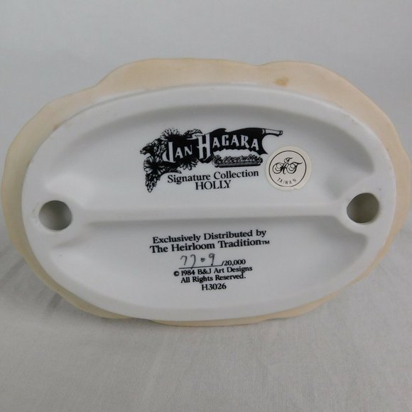 Jan Hagara Signature Collection Heirloom Tradition Holly 1984 H3026 Box Included - Picture 10 of 12